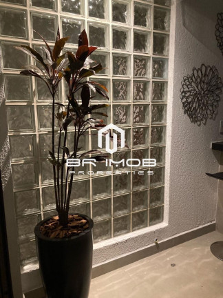 Imagem Imóvel com 3 Quartos à Venda, 194 m² em Vila Suzana - São Paulo Imagem Imóvel com 3 Quartos à Venda, 194 m² em Vila Suzana - São Paulo