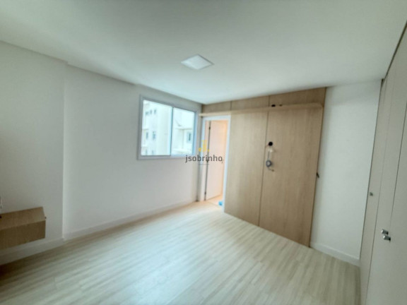 Imagem Apartamento com 3 Quartos para Alugar, 130 m² em Meia Praia - Itapema
