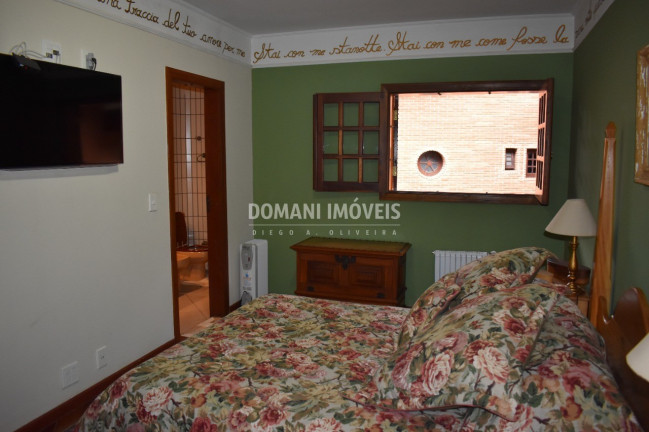 Imagem Imóvel com 4 Quartos à Venda, 300 m² em Região De Capivari - Campos Do Jordão Imagem Imóvel com 4 Quartos à Venda, 300 m² em Região De Capivari - Campos Do Jordão