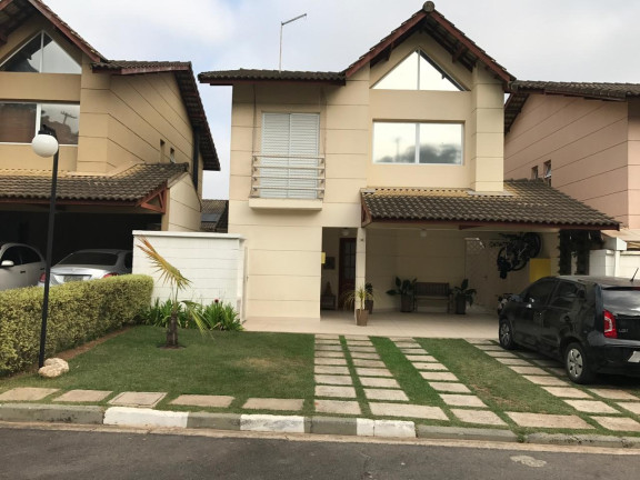 Imóvel com 3 Quartos à Venda, 280 m² em Jardim Colibri - Embu Das Artes