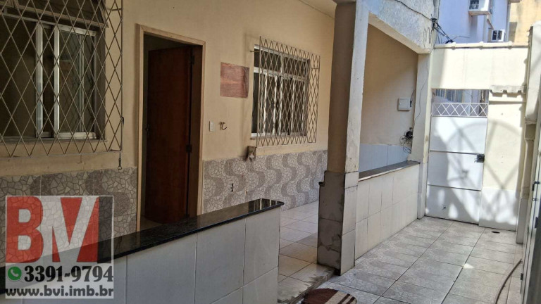 Imagem Casa com 2 Quartos à Venda, 50 m² em Rocha Miranda - Rio De Janeiro