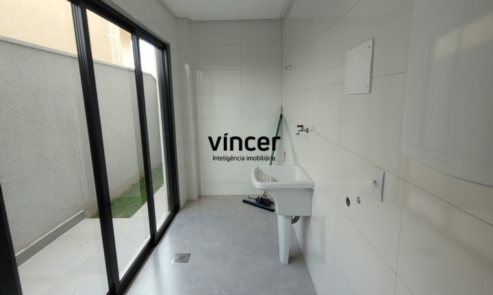 Imagem Casa com 4 Quartos à Venda, 235 m² em Jardins Bolonha - Senador Canedo