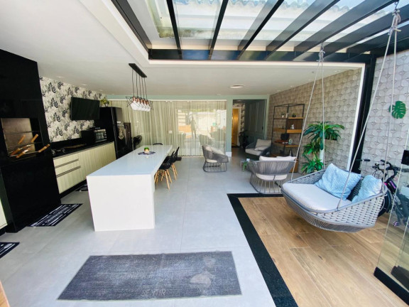 Imagem Casa com 4 Quartos à Venda, 262 m² em Barra Da Tijuca - Rio De Janeiro Imagem Casa com 4 Quartos à Venda, 262 m² em Barra Da Tijuca - Rio De Janeiro