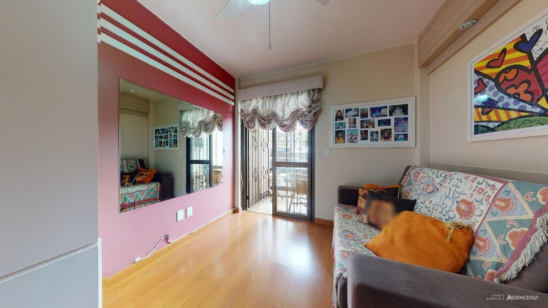 Imagem Imóvel com 1 Quarto à Venda, 48 m² em Cidade Baixa - Porto Alegre Imagem Imóvel com 1 Quarto à Venda, 48 m² em Cidade Baixa - Porto Alegre