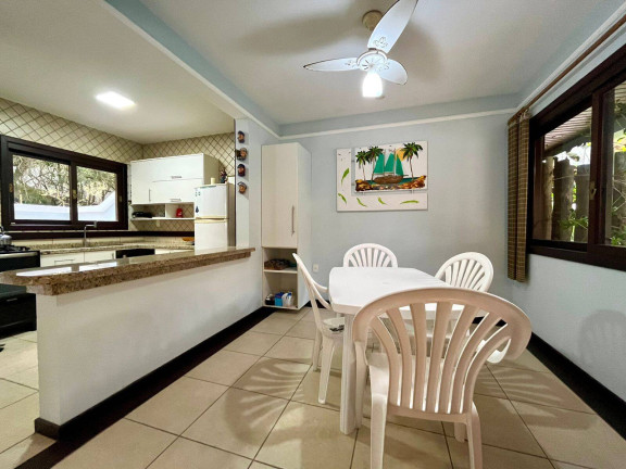 Imagem Casa com 3 Quartos à Venda, 149 m² em Canto Grande - Bombinhas