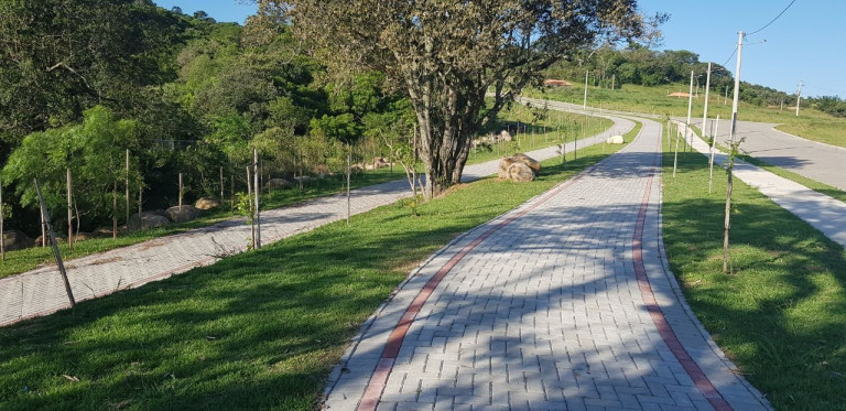 Imagem Terreno à Venda, 400 m² em Tomazetti - Santa Maria Imagem Terreno à Venda, 400 m² em Tomazetti - Santa Maria