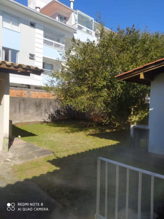 Imagem Casa com 2 Quartos à Venda, 150 m² em Canasvieiras - Florianópolis