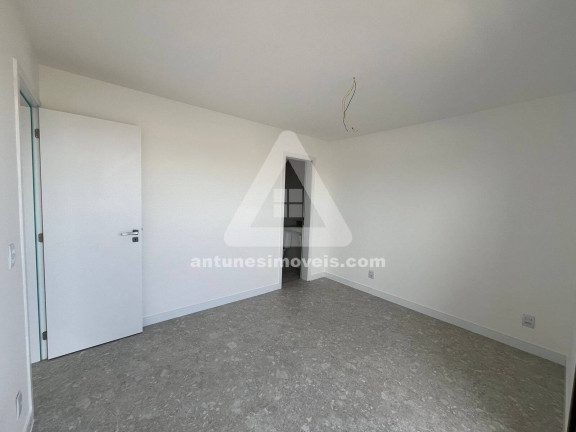 Imagem Apartamento com 3 Quartos à Venda, 100 m² em Braga - Cabo Frio