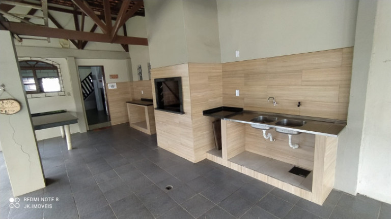 Imagem Sobrado com 5 Quartos para Temporada, 269 m² em Barra Do Saí - Itapoá Imagem Sobrado com 5 Quartos para Temporada, 269 m² em Barra Do Saí - Itapoá
