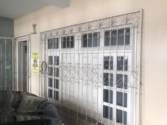 Imagem Casa com 4 Quartos à Venda, em São Raimundo - Manaus Imagem Casa com 4 Quartos à Venda, em São Raimundo - Manaus