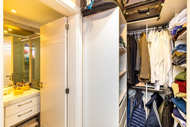 Imagem Apartamento com 3 Quartos à Venda, 137 m² em Rio Branco - Porto Alegre