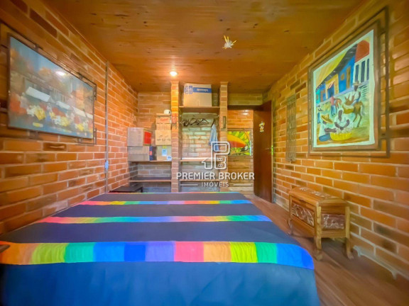 Imagem Casa com 3 Quartos à Venda, 200 m² em Quebra Frascos - Teresópolis Imagem Casa com 3 Quartos à Venda, 200 m² em Quebra Frascos - Teresópolis