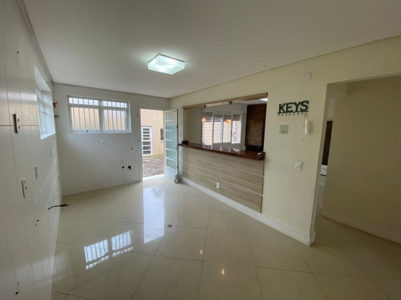 Imagem Casa com 4 Quartos à Venda, 265 m² em Chácara Das Pedras - Porto Alegre