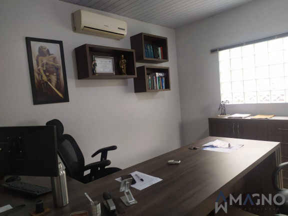 Imagem Casa com 3 Quartos à Venda, 715 m² em Canadá - Cascavel Imagem Casa com 3 Quartos à Venda, 715 m² em Canadá - Cascavel