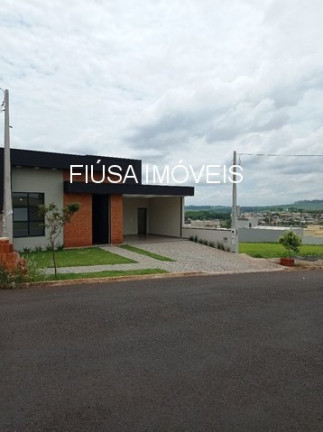 Casa com 3 Quartos à Venda,  em Terras De Bomfim - Bonfim Paulista