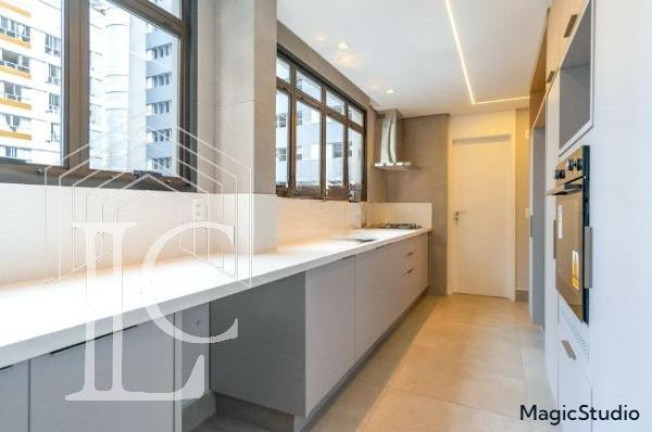 Imagem Apartamento com 3 Quartos à Venda, 197 m² em Itaim Bibi - São Paulo Imagem Apartamento com 3 Quartos à Venda, 197 m² em Itaim Bibi - São Paulo