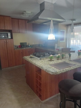Imagem Casa com 6 Quartos à Venda, 1.000 m² em Meaípe - Guarapari