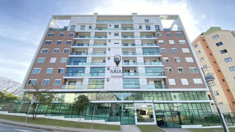 Imagem Apartamento com 2 Quartos à Venda,  em Champagnat - Curitiba