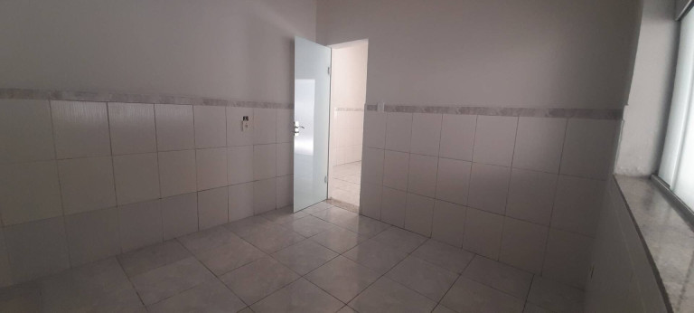 Imagem Casa com 4 Quartos à Venda, 220 m² em Bromélias - Timóteo