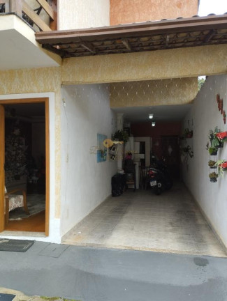 Imagem Casa com 4 Quartos à Venda, 123 m² em Araras - Teresópolis