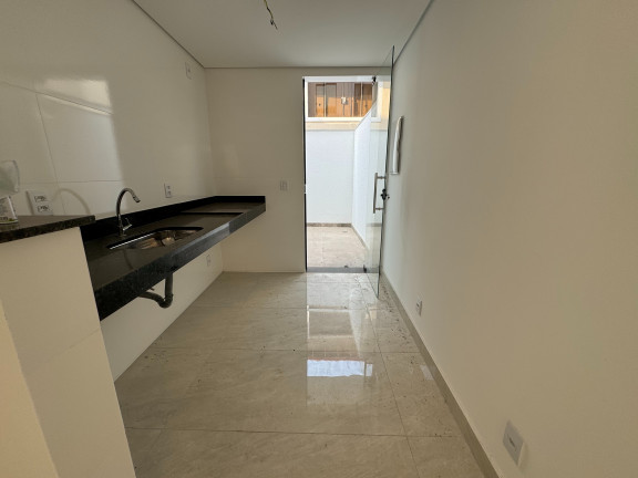 Imagem Apartamento com 3 Quartos à Venda, 75 m² em R$570.000,00 // Copacabana - Belo Horizonte