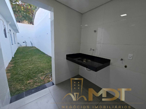 Imagem Casa com 3 Quartos à Venda, 190 m² em Santa Amélia - Belo Horizonte Imagem Casa com 3 Quartos à Venda, 190 m² em Santa Amélia - Belo Horizonte