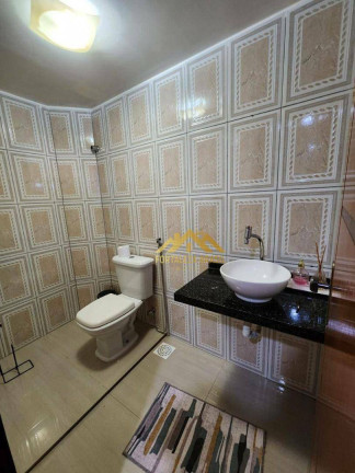 Imagem Imóvel com 4 Quartos à Venda, 180 m² em Maraponga - Fortaleza Imagem Imóvel com 4 Quartos à Venda, 180 m² em Maraponga - Fortaleza