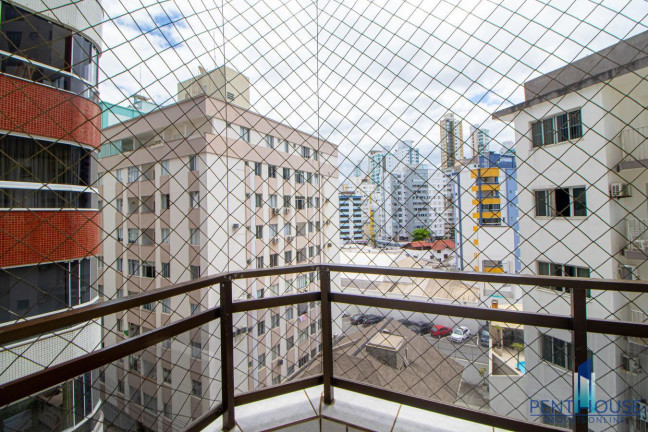 Imagem Apartamento com 3 Quartos à Venda, 175 m² em Centro - Balneário Camboriú Imagem Apartamento com 3 Quartos à Venda, 175 m² em Centro - Balneário Camboriú