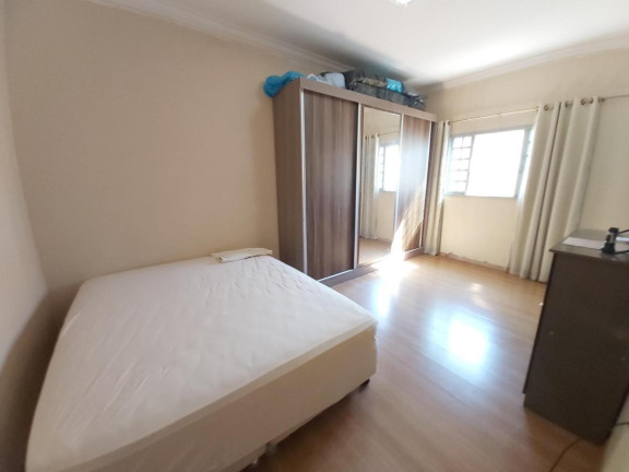 Imagem Casa com 4 Quartos à Venda, 360 m² em Guará I - Brasília Imagem Casa com 4 Quartos à Venda, 360 m² em Guará I - Brasília