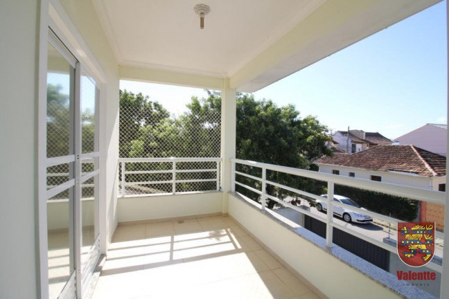 Imagem Casa com 5 Quartos à Venda,  em Balneário - Florianópolis