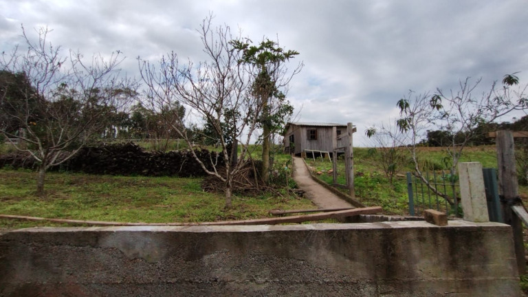 Imagem Chácara com 2 Quartos à Venda, 100 m² em Interior - Rio Pardo Imagem Chácara com 2 Quartos à Venda, 100 m² em Interior - Rio Pardo