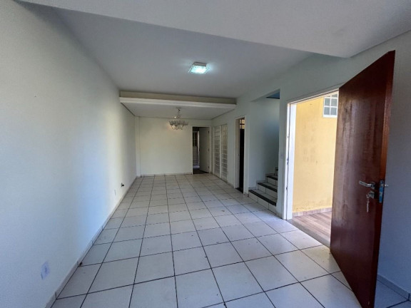 Imagem Sobrado com 3 Quartos à Venda, 146 m² em Jardim Santo Antonio - Goiânia