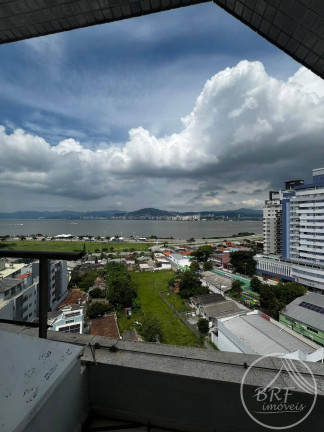 Imagem Cobertura com 3 Quartos à Venda, 180 m² em Balneário - Florianópolis Imagem Cobertura com 3 Quartos à Venda, 180 m² em Balneário - Florianópolis