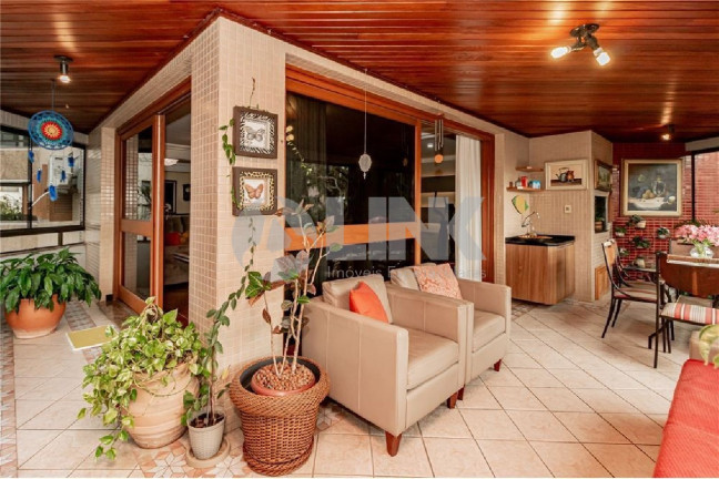 Imagem Apartamento com 3 Quartos à Venda, 199 m² em Petrópolis - Porto Alegre