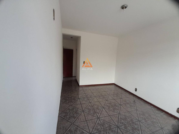 Imagem Apartamento com 3 Quartos para Alugar, 135 m²