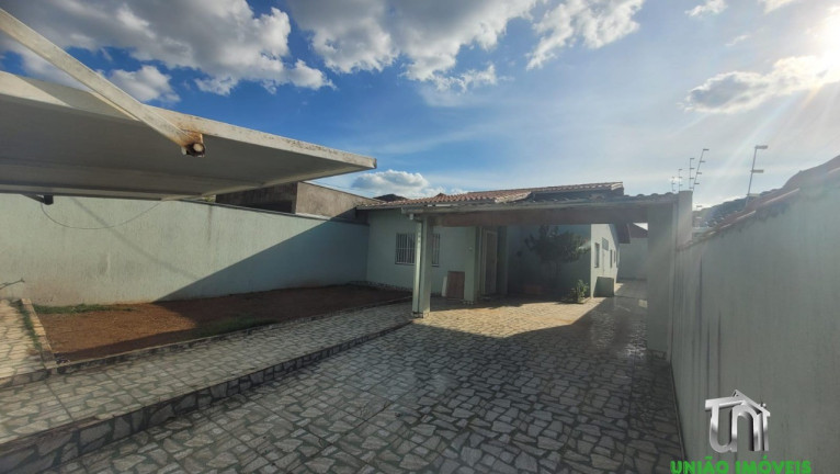 Imagem Casa com 3 Quartos para Alugar, 100 m² em Recanto Amapola - Bragança Paulista Imagem Casa com 3 Quartos para Alugar, 100 m² em Recanto Amapola - Bragança Paulista