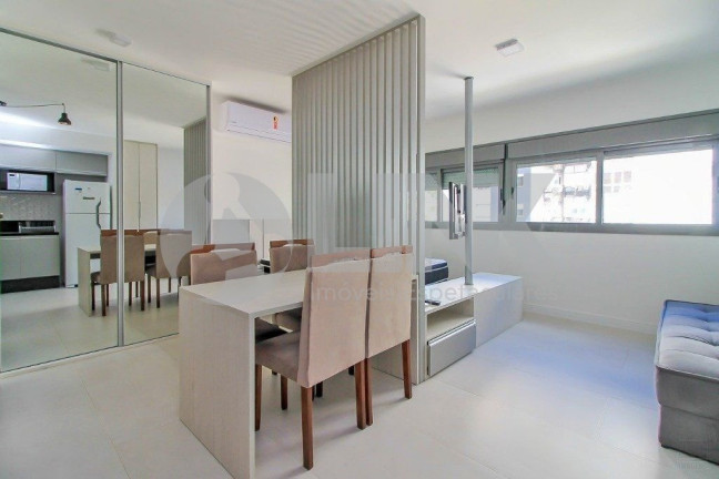 Imagem Apartamento com 1 Quarto à Venda, 38 m² em Jardim Europa - Porto Alegre Imagem Apartamento com 1 Quarto à Venda, 38 m² em Jardim Europa - Porto Alegre