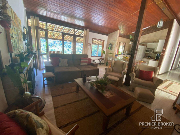 Imagem Casa com 3 Quartos à Venda, 140 m² em Três Córregos - Teresópolis Imagem Casa com 3 Quartos à Venda, 140 m² em Três Córregos - Teresópolis