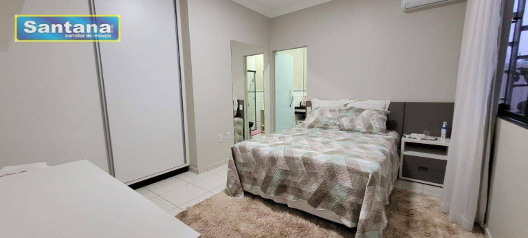 Imagem Casa com 5 Quartos à Venda, 320 m² em Bandeirantes - Caldas Novas Imagem Casa com 5 Quartos à Venda, 320 m² em Bandeirantes - Caldas Novas