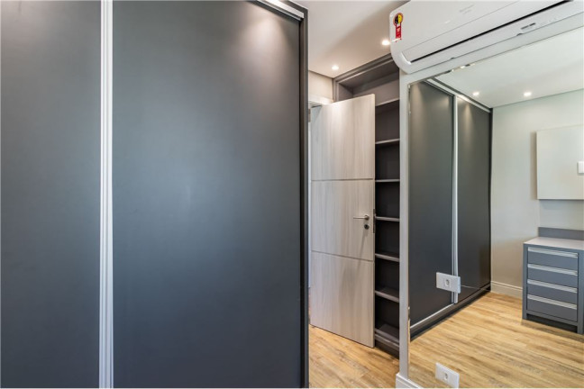 Imagem Apartamento com 2 Quartos à Venda, 141 m² em Moema - São Paulo