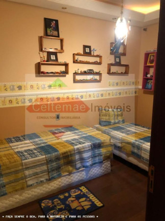 Imagem Casa com 6 Quartos à Venda, 550 m² em Chacaras Catagua - Taubaté Imagem Casa com 6 Quartos à Venda, 550 m² em Chacaras Catagua - Taubaté