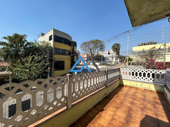Imagem Casa com 4 Quartos à Venda, 220 m² em Região Central - Caieiras