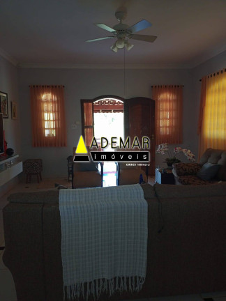 Imagem Casa com 3 Quartos à Venda, 6.000 m² em São Pedro