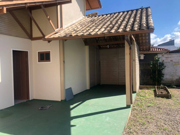 Imagem Casa com 3 Quartos à Venda,  em Campeche - Florianópolis