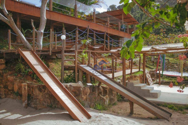 Imagem Edifício Residencial com 9 Quartos à Venda, 1.000 m² em Piraquara - Angra Dos Reis