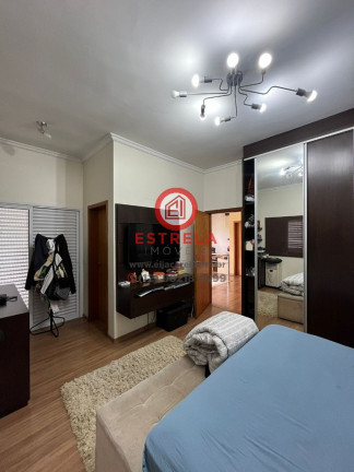 Imagem Casa com 3 Quartos à Venda, 430 m² em Loteamento Villa Branca - Jacareí Imagem Casa com 3 Quartos à Venda, 430 m² em Loteamento Villa Branca - Jacareí