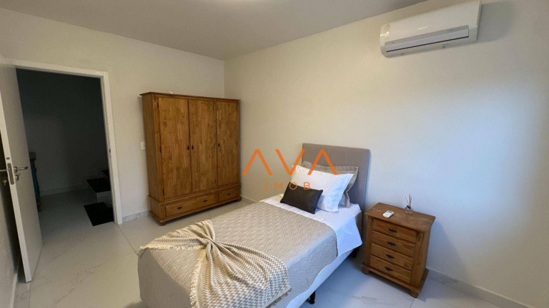 Imagem Casa com 4 Quartos à Venda, 340 m² em Ingleses - Florianópolis Imagem Casa com 4 Quartos à Venda, 340 m² em Ingleses - Florianópolis