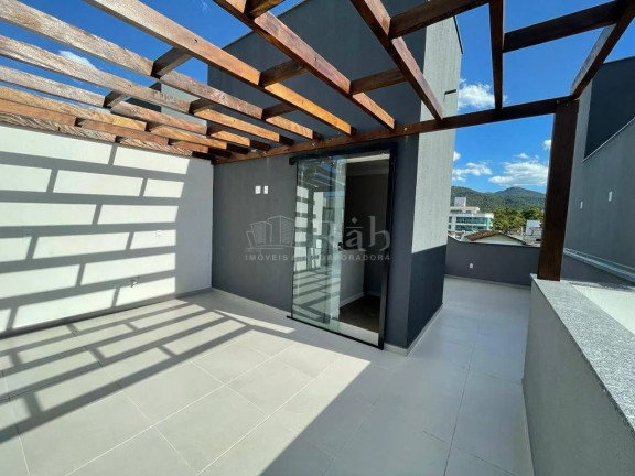 Imagem Sobrado com 3 Quartos à Venda, 65 m² em Lídia Duarte - Camboriú