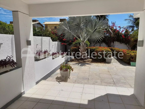 Imagem Casa com 5 Quartos à Venda, 320 m² em Prainha - Aquiraz