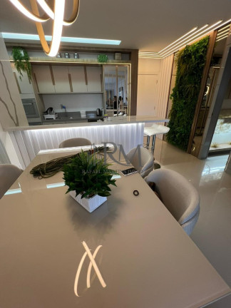 Apartamento com 3 Quartos à Venda, 103 m² em Jurerê Internacional - Florianópolis